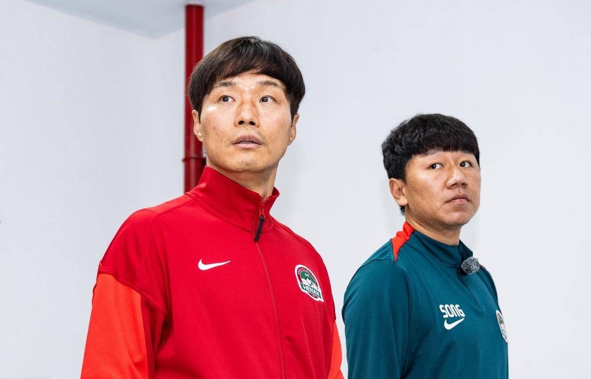 河南建业赢球后高居积分榜前列的简单介绍