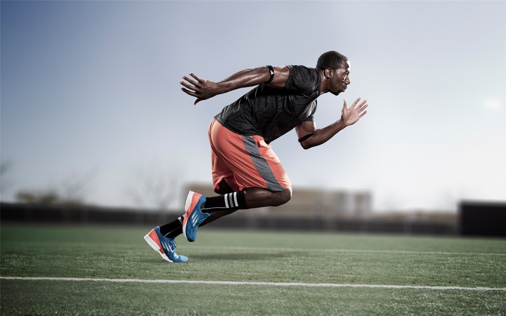 这个凌晨三点，有人刺出绝杀，有人举刀屠龙